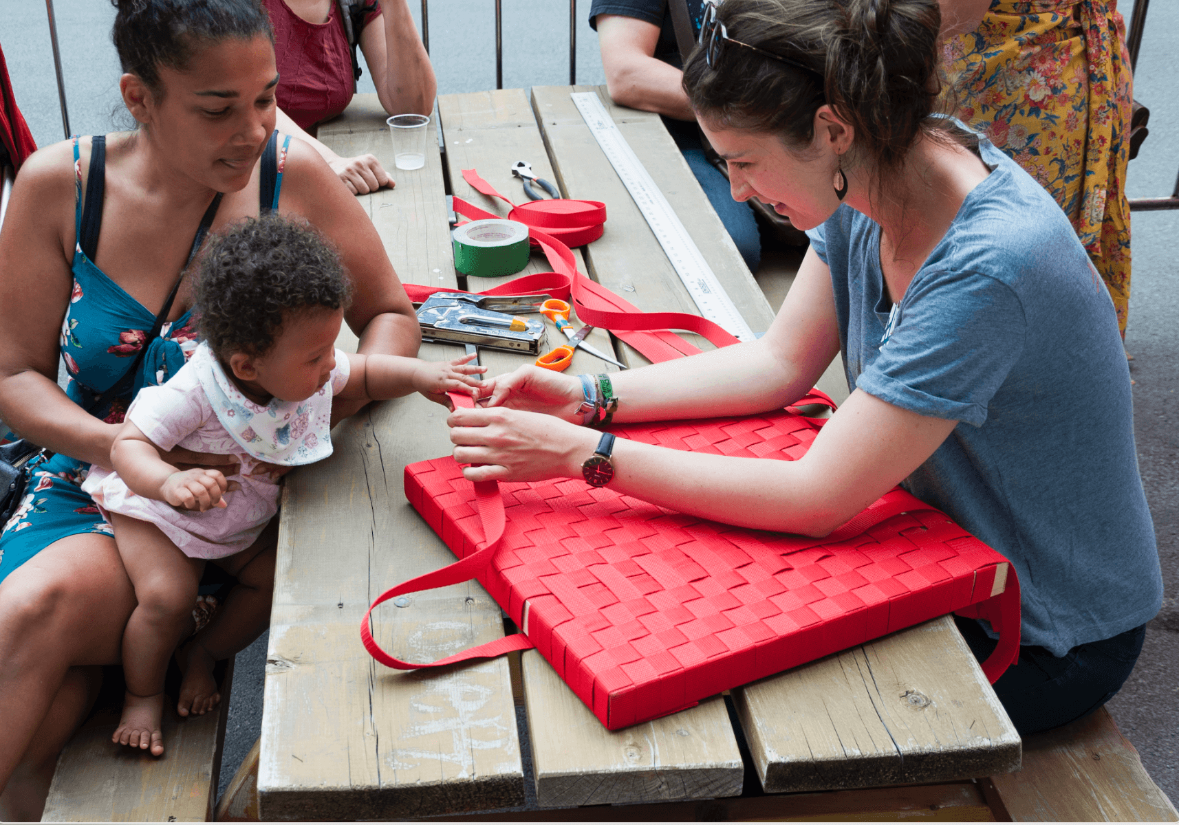 atelier participatif tissage