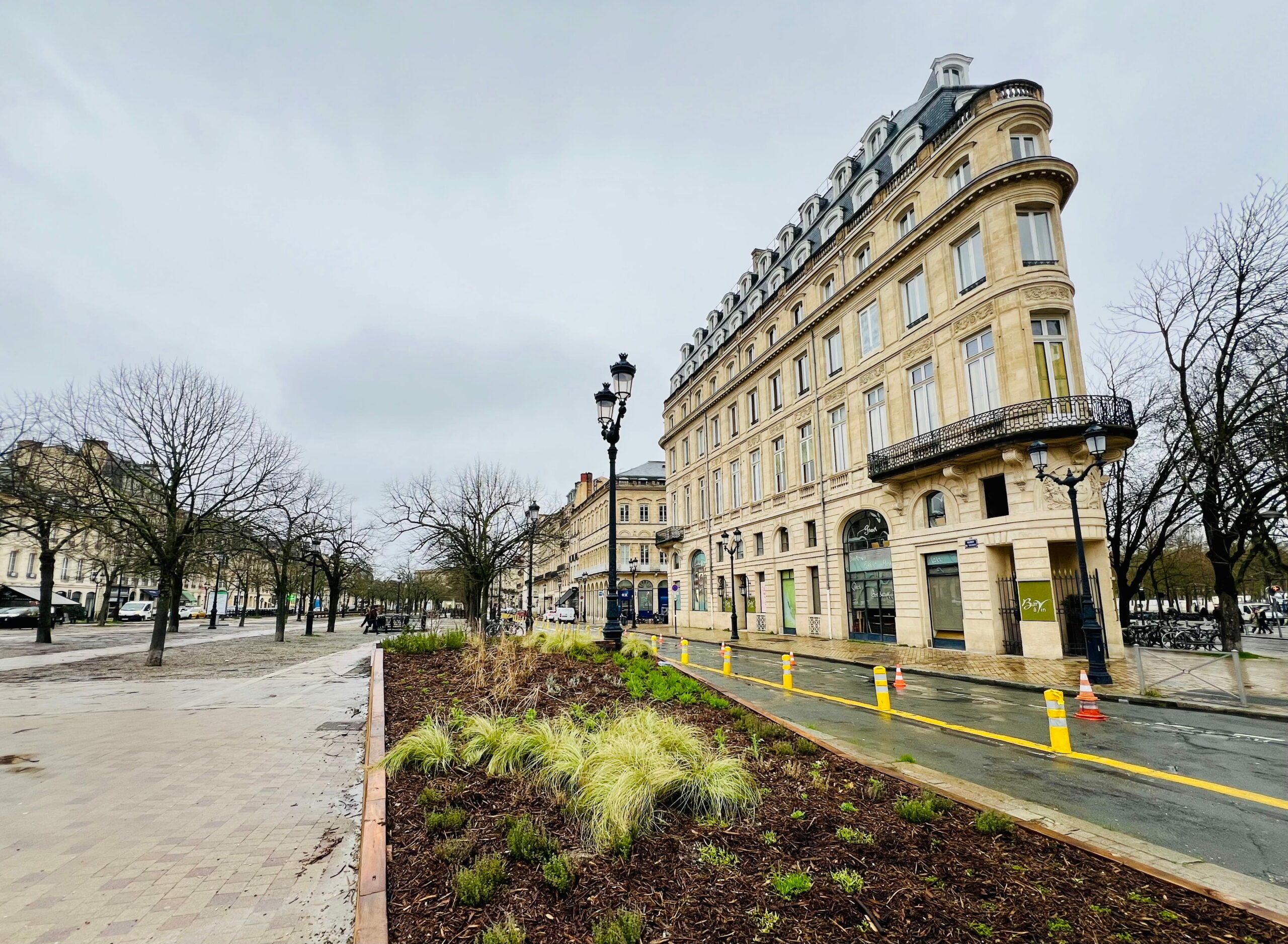 l-ateliersdepossibles _allees de tourny_bacs4